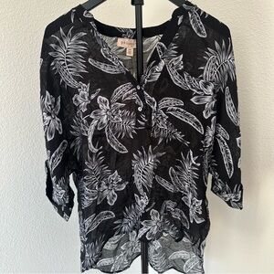Philosophy Black and White Floral Blouse‎ Medium